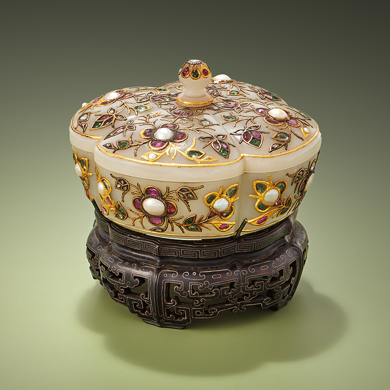 Celestial Craftsmanship Symbols of Power and Virtue | Chinese Ceramics and Works of Art | Wednesday 21 & Thursday 22 May 2025