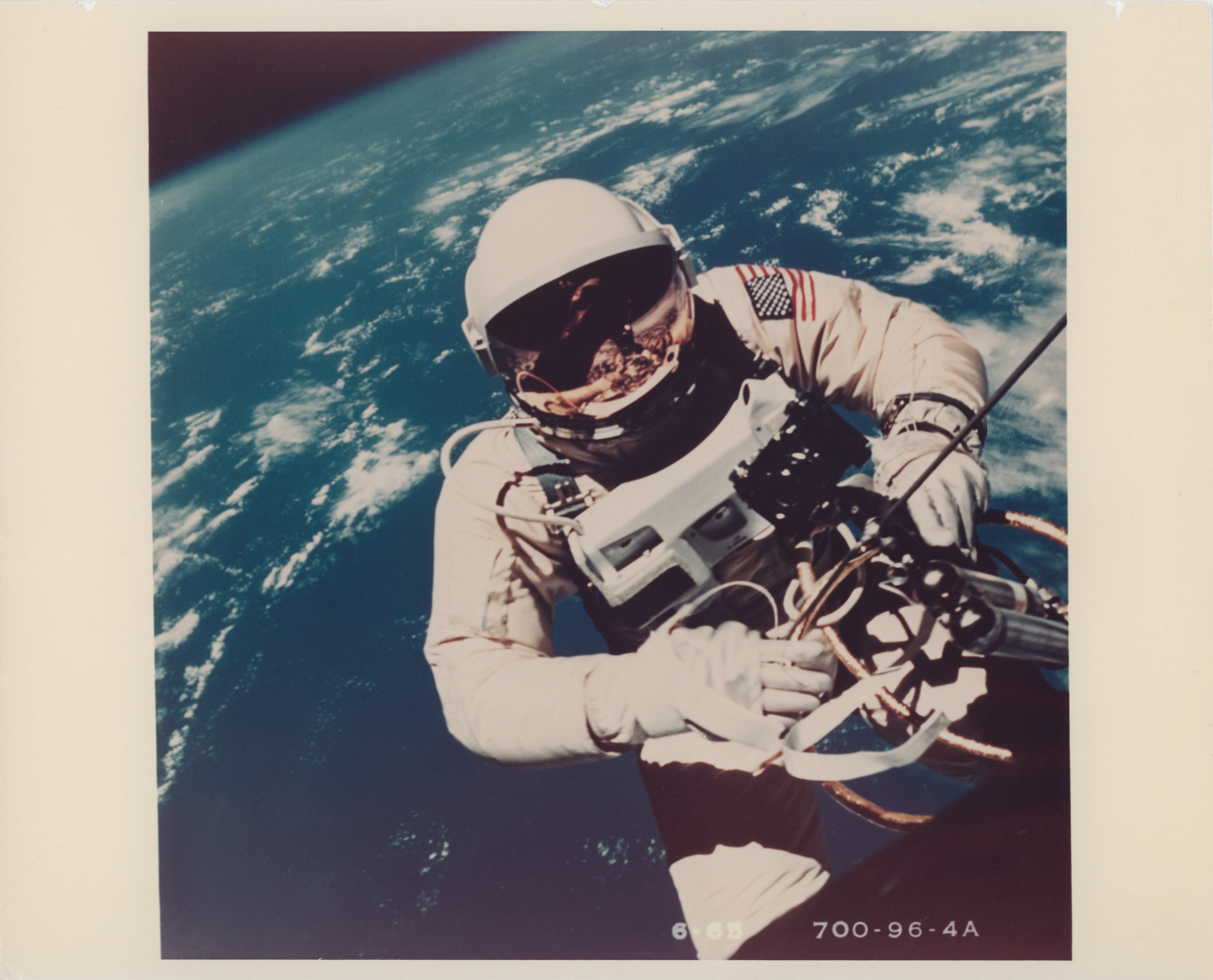 Space Exploration Photography and Ephemera | Auction Highlights | 17 March 2021