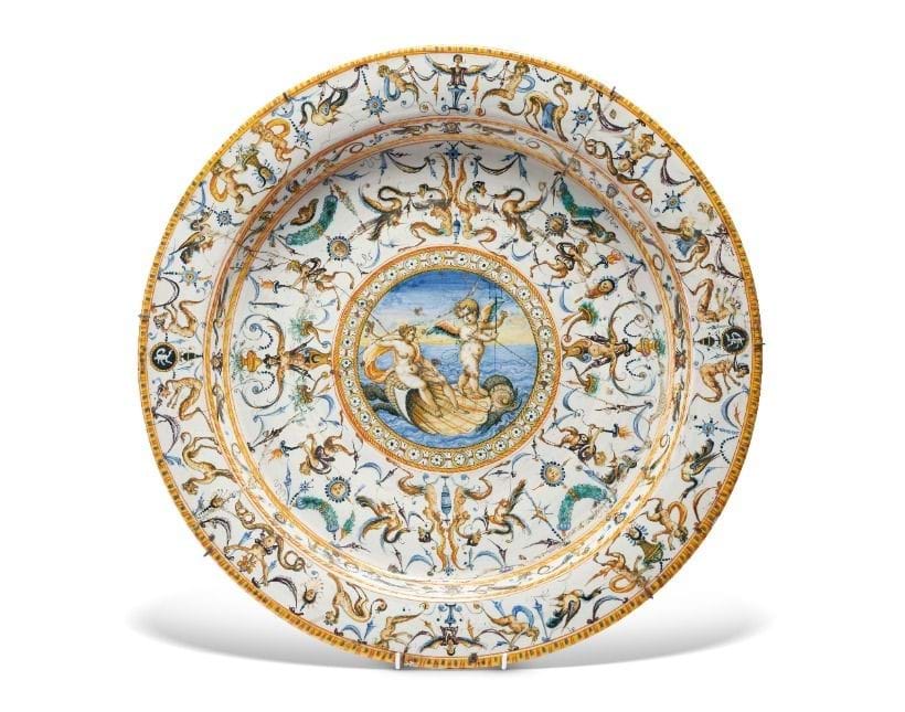 Inline Image - Lot 128: A Maiolica Charger, late 16th / early 17th century, Italian Urbino or French, Nevers, from the Messel collection